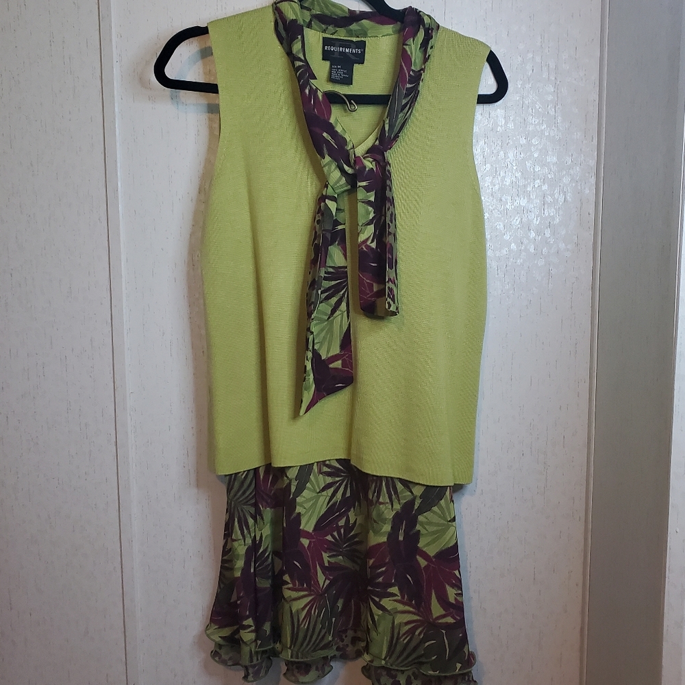 Requirements 2 piece set tank and skirt size M Vintage Peice